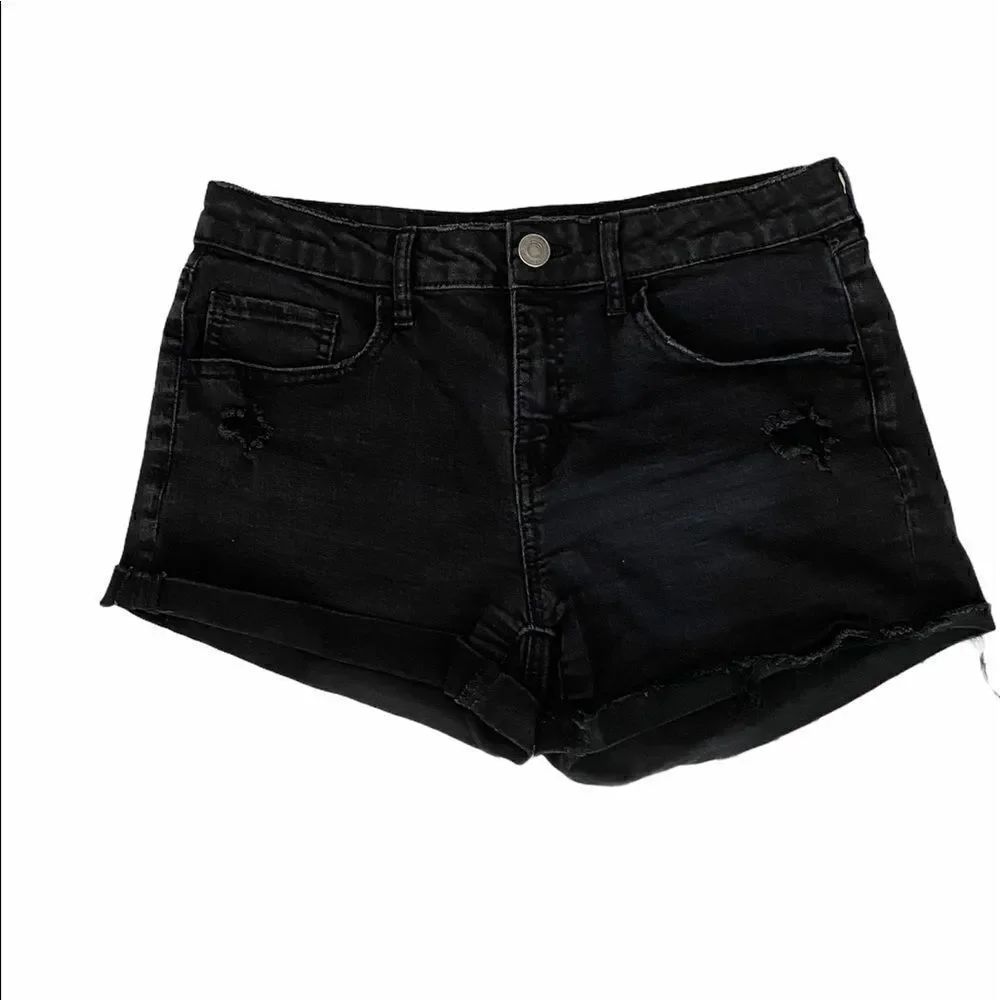 So High Rise Distressed Shortie short